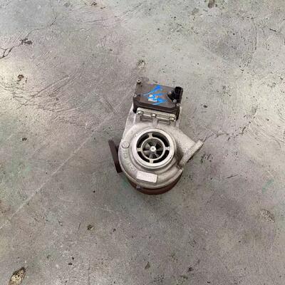 İyi bir fiyat. Toptan İkinci El 6HK1 Dizel Motor Uzun Blok Oto Yedek Parça Kullanılmış Turboşarj çevrimiçi
