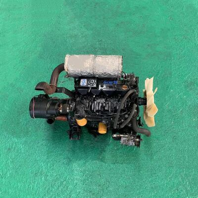 İyi bir fiyat. 65-85HP Yanmar 4TNV94 4 silindirli Kullanılmış Dizel Motor Sıralı Motor Atmosferik çevrimiçi